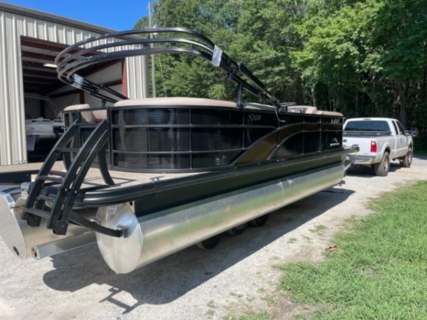 New 2023 Power Boat for sale Since its inception in 1997, Bennington Marine has strived to lead the pontoon industry in quality and value. Within 5 years, we received the country's most prestigious customer satisfaction awards from the NMMA and JD Powers.